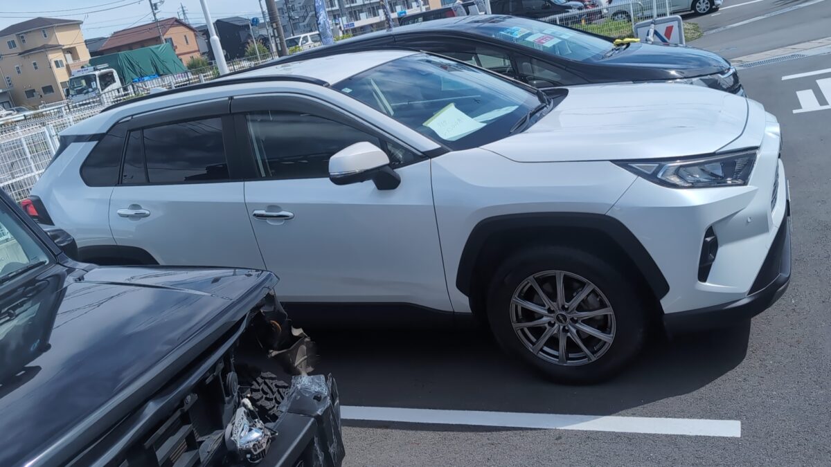 2022年式　RAV4　設定しました